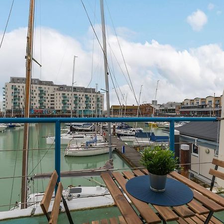 On The Water With Free Parking - By My Getaways Lägenhet Brighton Exteriör bild