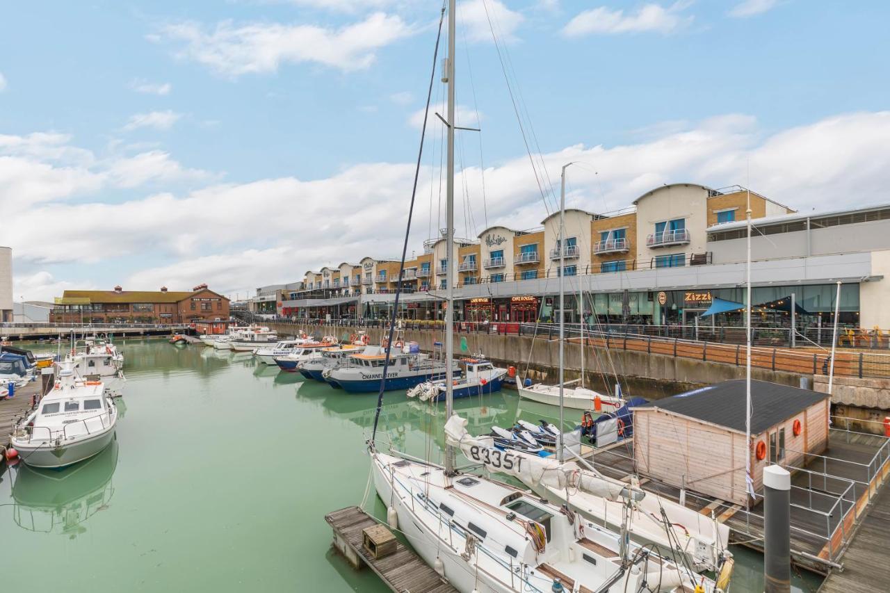 On The Water With Free Parking - By My Getaways Lägenhet Brighton Exteriör bild